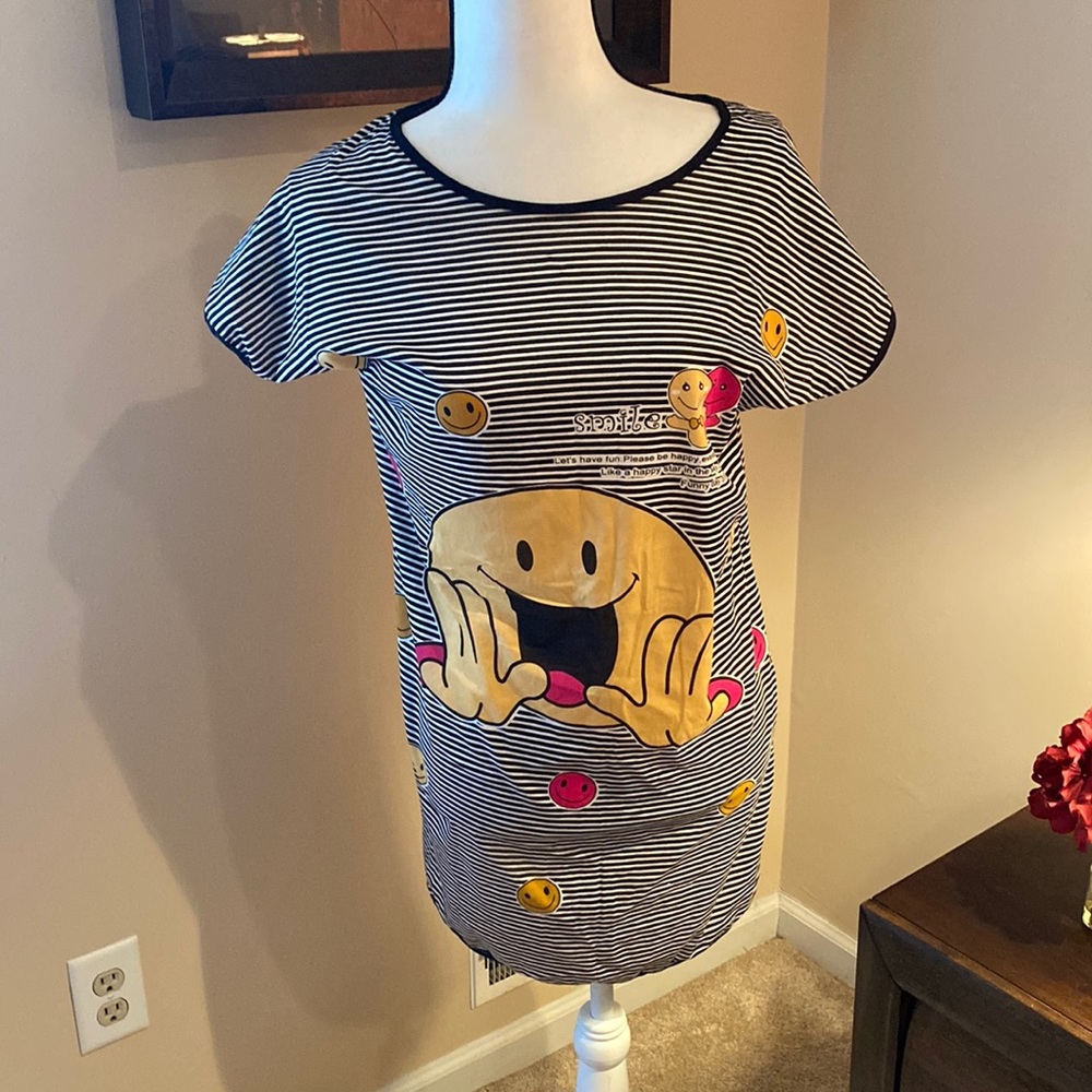 Smile face sleep shirt